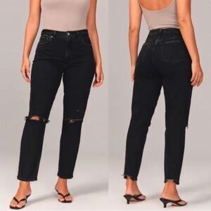 Abercrombie & Fitch Curve Love High Rise Mom Jeans Distressed Black Wash Size 26